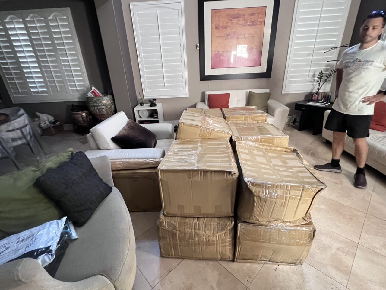 a Taiwanese family’s decision to emigrate to the United States and their experience using a professional international moving company (Ship2TW) to safely relocate their household belongings across the Pacific. The estimated cost of an international move from Taiwan to the U.S. in a 40-foot shipping container is approximately US $10,000 including Shipping a piano by sea.